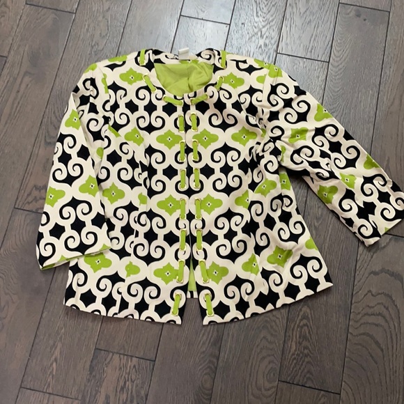 Vintage Jackets & Blazers - Sold ✨  
damask print unique vintage style